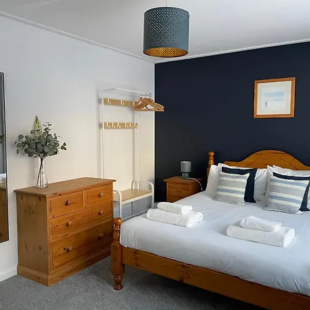The Seagull, With Driveway And Patio Garden Villa Whitstable Exterior photo