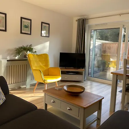 The Seagull, With Driveway And Patio Garden Villa Whitstable Exterior photo